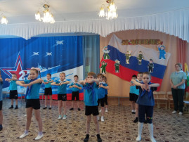 Группа "Ягодки" поздравляет пап с праздником! Группа "Ягодки" поздравляет пап с праздником!.