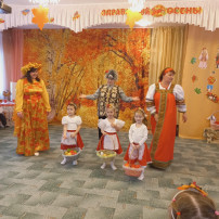 Осенний утренник группы "Ягодки" Осенний утренник группы "Ягодки".