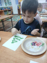 Аппликация "Новогодняя ёлочка" Аппликация "Новогодняя ёлочка".