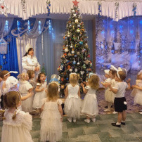 Новогодний праздник у наших малышей! Новогодний праздник у наших малышей!.