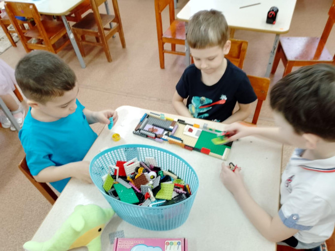 Международный день LEGO Международный день LEGO.