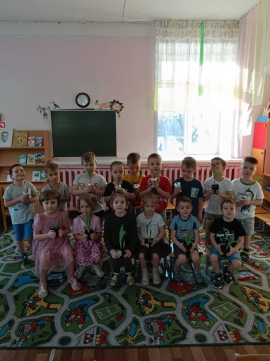 Акция "Цветочек для мамы" Акция "Цветочек для мамы".